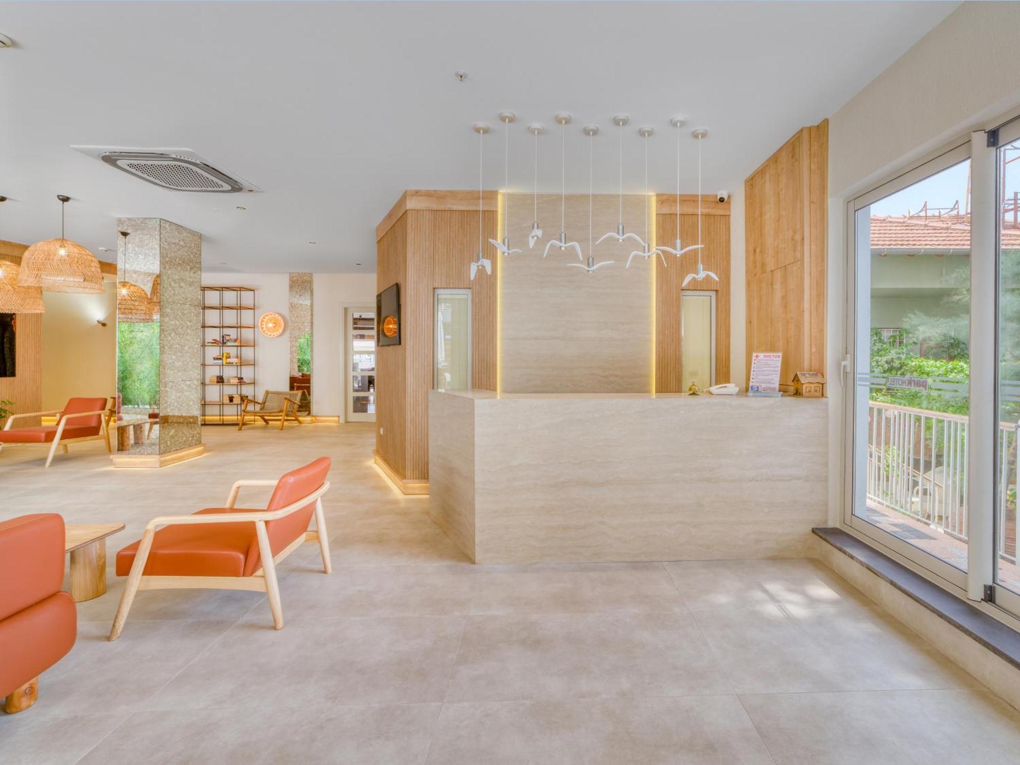 Park Hotel (Adults Only) Аланя Екстериор снимка