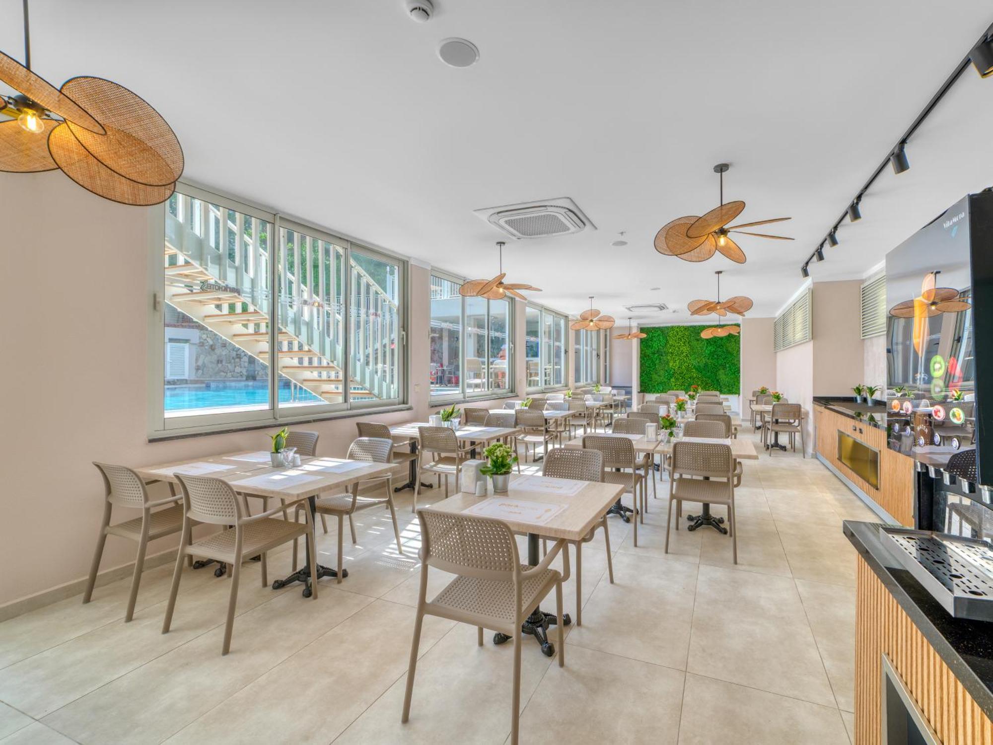 Park Hotel (Adults Only) Аланя Екстериор снимка