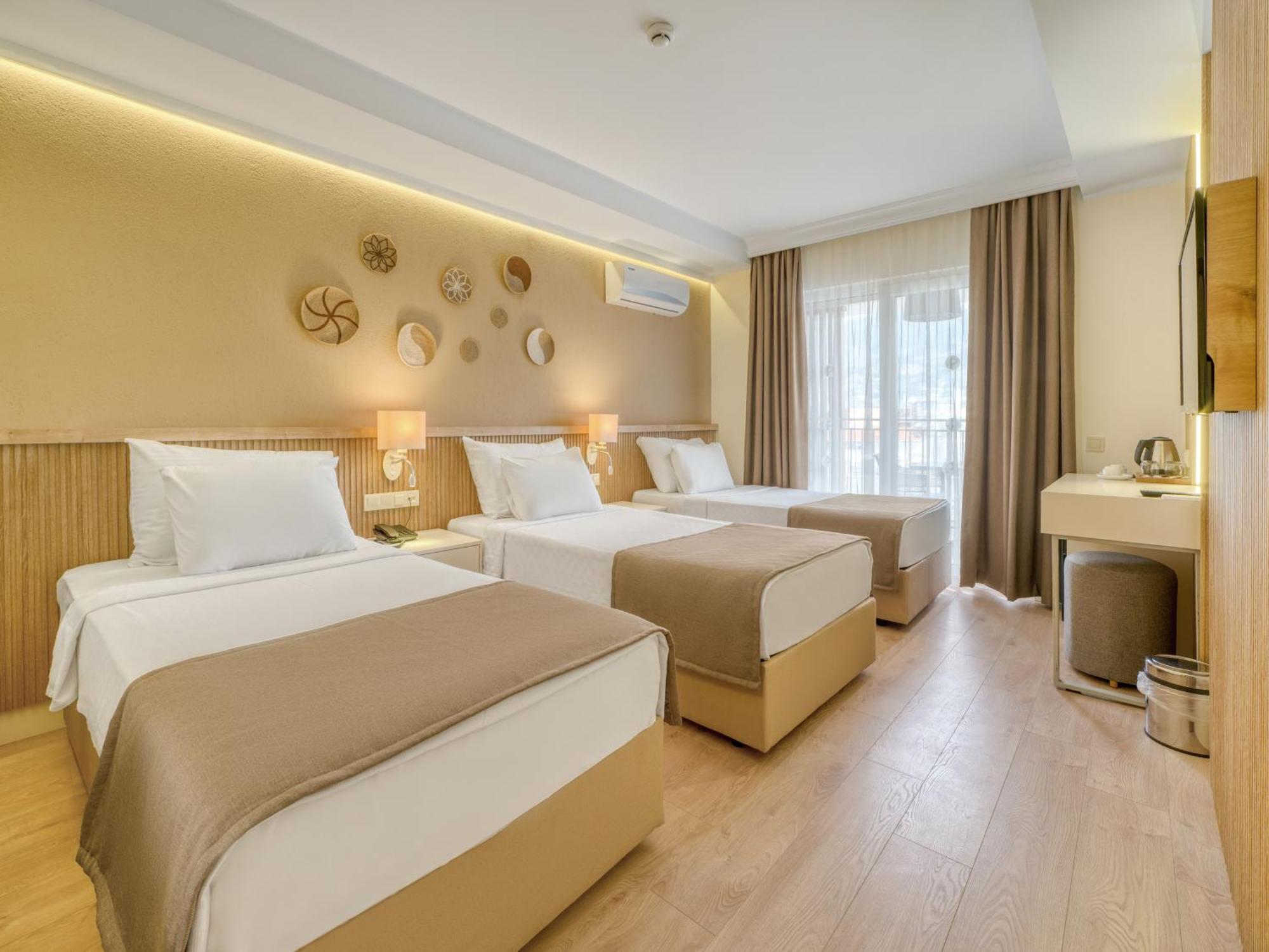 Park Hotel (Adults Only) Аланя Екстериор снимка
